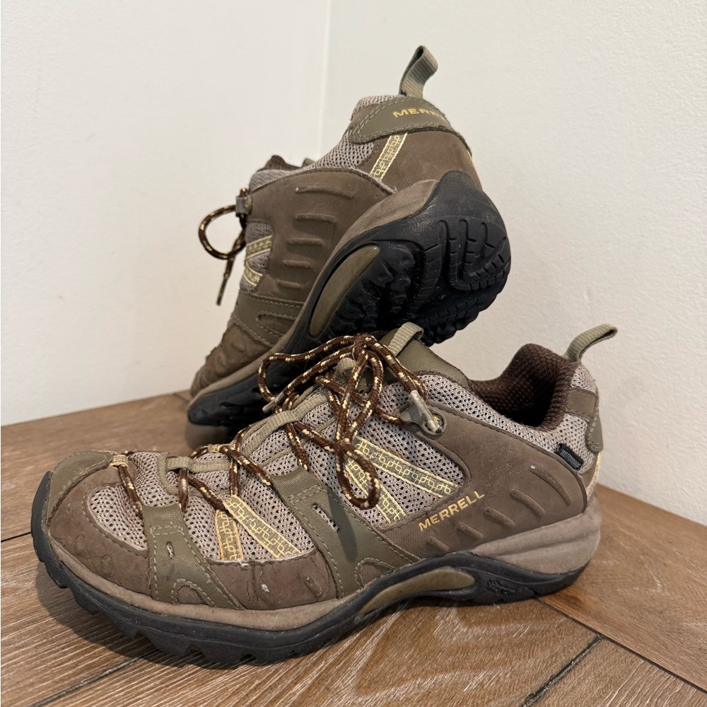 Merrell Womens Siren Sport GTX Hiking Shoe US 8 EU 38.5 Brindle